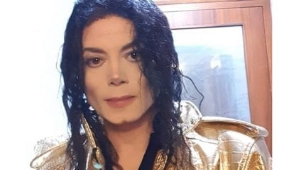 Michael Jackson impersonator Looks Very Much Like Him