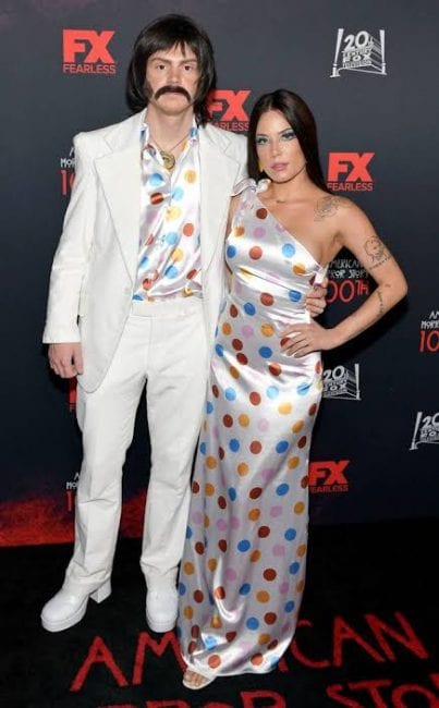 Halsey now dating American Horror Story actor Evan Peters