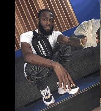 Bank Employee Steals Money Then Flexes On The Gram With It