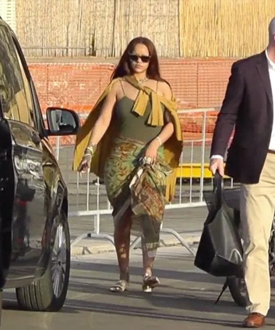Rihanna Goes On Starvation Diet, Loses Weight Drastically