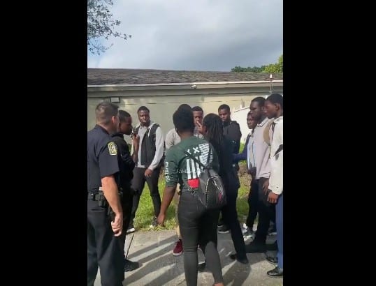 Police Officer Threatens To Shoot Kids Because They Would Not Back Up