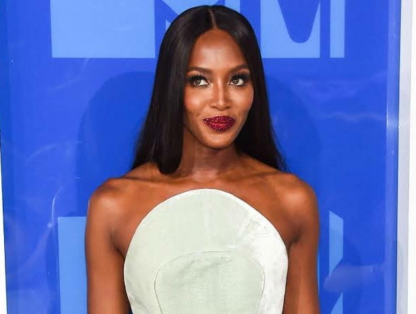Naomi Campbell Shares Topless Selfie On The Gram 