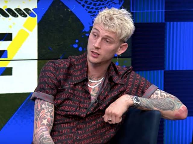 Machine Gun Kelly Rumored To Be Dating IG Model Sommer Ray