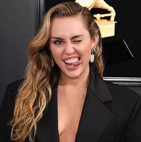 Miley Cyrus : "I Haven't Bathed In 5 Days Because Of Coronavirus"