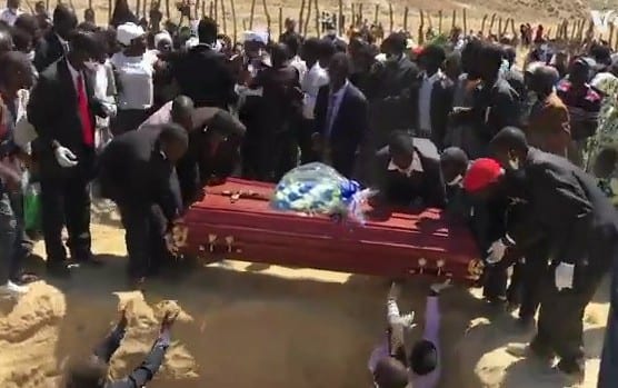 Thousands In Angola Attend Pai grande (Big Daddy) Funeral Amid Coronavirus Pandemic 