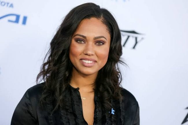 Ayesha Curry Dragged For Sharing Bikini Pics That She Shamed Other Women Over 