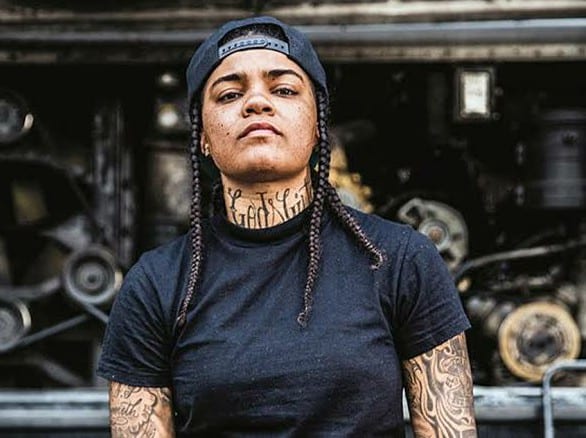 Young MA & Her Crew Helps Fan That Was Pulled Over By Cops In Atlanta 