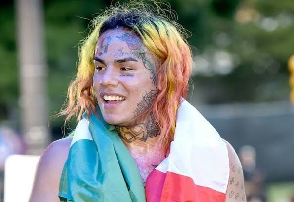6ix9ine Shares Video Of Him Being Chased But It's Not What It Seems