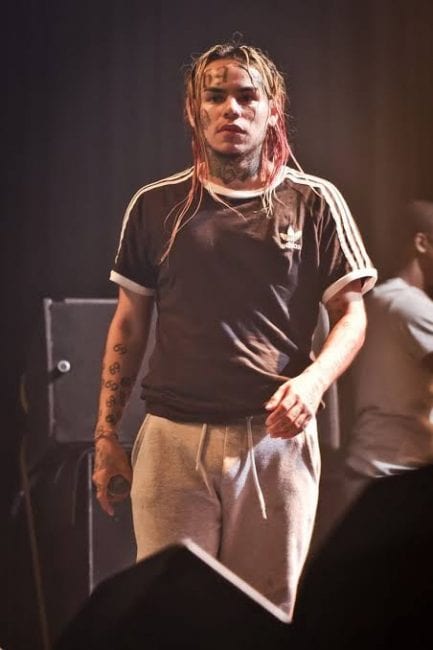 Tekashi 6ix9ine Shoots Music Video On The Street With Security On Deck