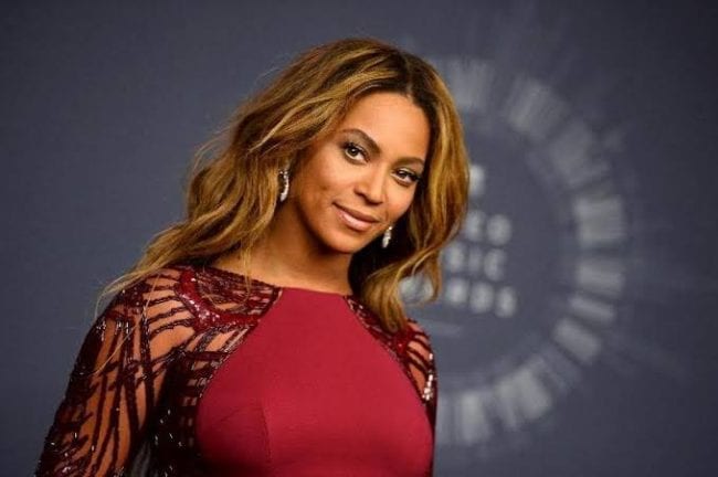 New Pics Of Makeup Free Beyonce Leak - Twitter   Says Bey Is 'Aging Badly
