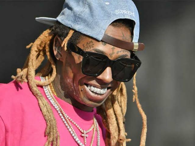 Busted! Lil Wayne Has His Dreadlocks Attached With Threads