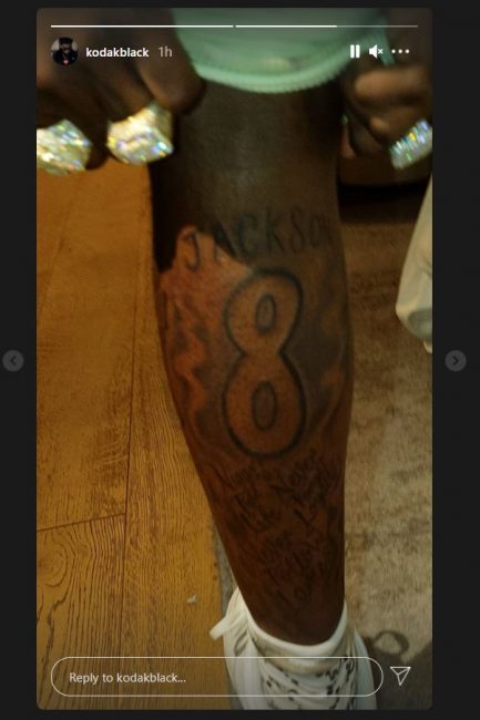 Kodak Black Gets Attorney's Name Bradford Cohen Tattooed On His Hand