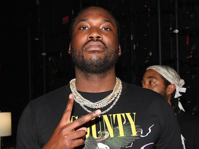 Meek Mill Says He's Going Back Savage After Vanessa Bryant Checked Him 