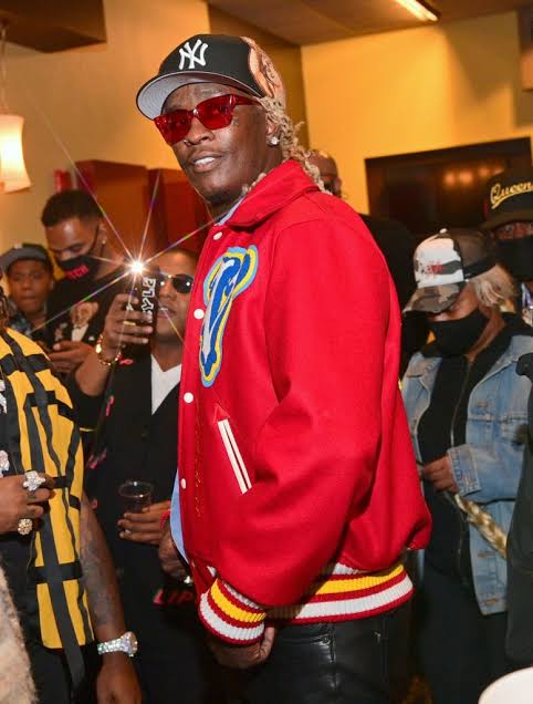 Young Thug Drops $25K In Sneaker Store; Buys Entire Crowd A Pair Of Jordans