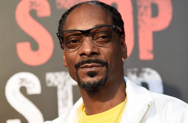 Snoop Dogg Asks Fans To Pray For His Mother And Himself