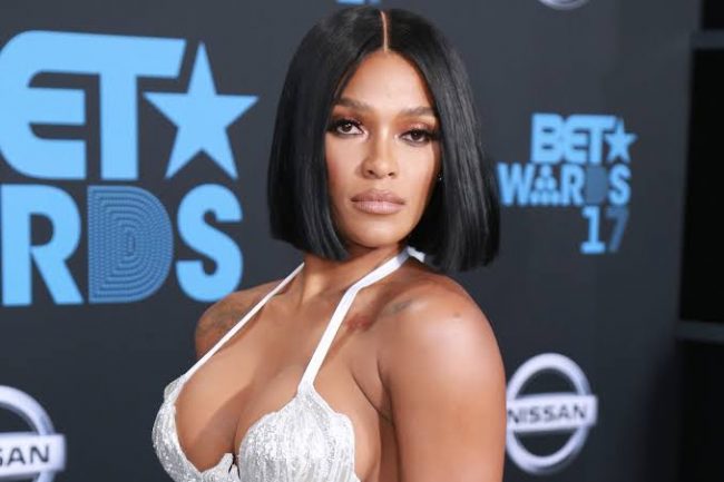 Joseline Hernandez Goes Topless With Her Boobs On Display On Her Show 