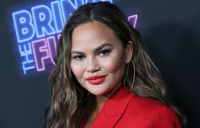 Chrissy Teigen Just Want To Live Her Life, Take Care Of Her Kids & Family