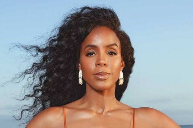 Kelly Rowland Unveils Her Snap Back Body In Yellow Swimsuit 