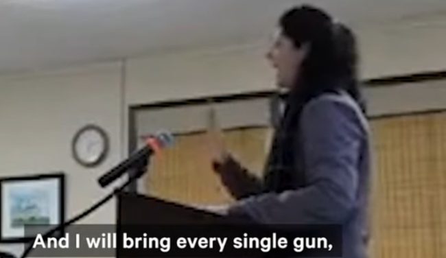 Virginia Mother Threatens To Bring “Loaded Guns” Over School’s Mask Policy