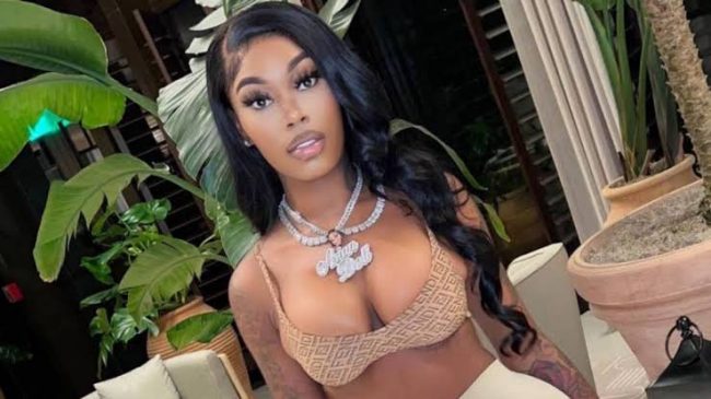 Asian Doll Gets King Von's Initials Tattooed On Her Face