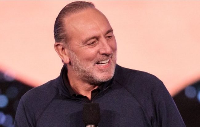 Hillsong Church Founder Resigns After Being Accused Of Hiding His Father's Pedophilia