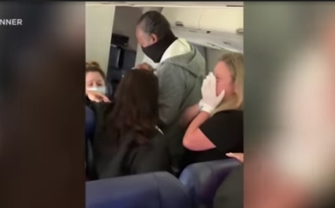 Southwest Airlines Passenger Who Knocked Out Flight Attendant's Teeth Sentenced 