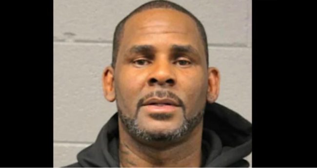 New Court Documents Shows A Mom Coached Her 17-Year-Old Daughter How To Seduce R. Kelly & Have His Babies