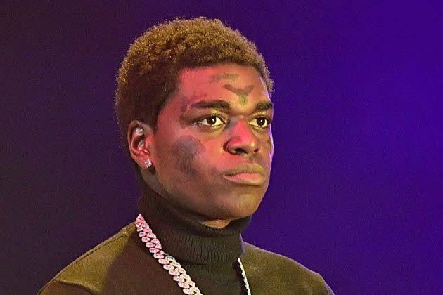 Kodak Black Fights With Groupie He ’Flewed Out’ After Refusing To Feed Her