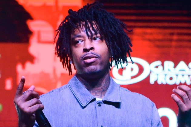 21 Savage Says He’s Scared Of Everybody; "I'm Not F*cking Rambo"