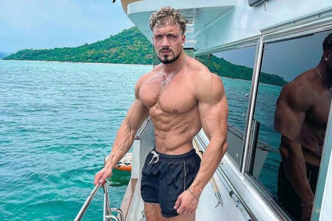 Popular Bodybuilder 'Joesthetics' Passes Away At 30 In Girlfriend's Arms