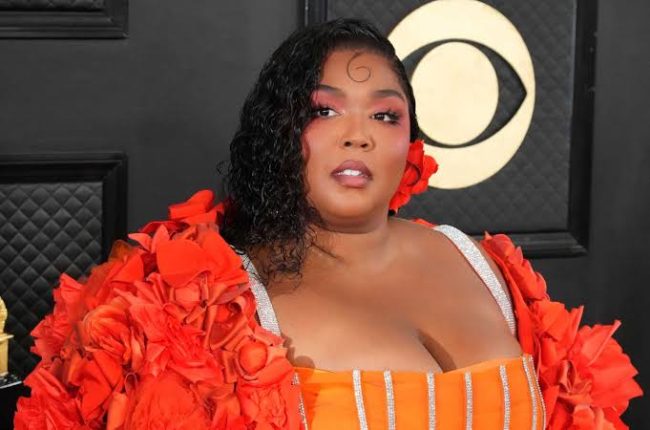 Lizzo Reportedly Fired Her Entire Black Management Team & Replaced Them With White People