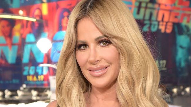 Kim Zolciak Is Being Accused Of Selling COUNTERFEIT Louis Vuitton Bags On EBAY