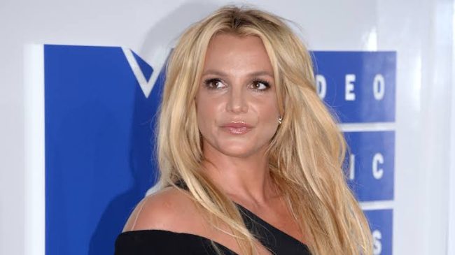 Britney Spears Has Leg Licked By Man Following Split From Husband Sam Asghari