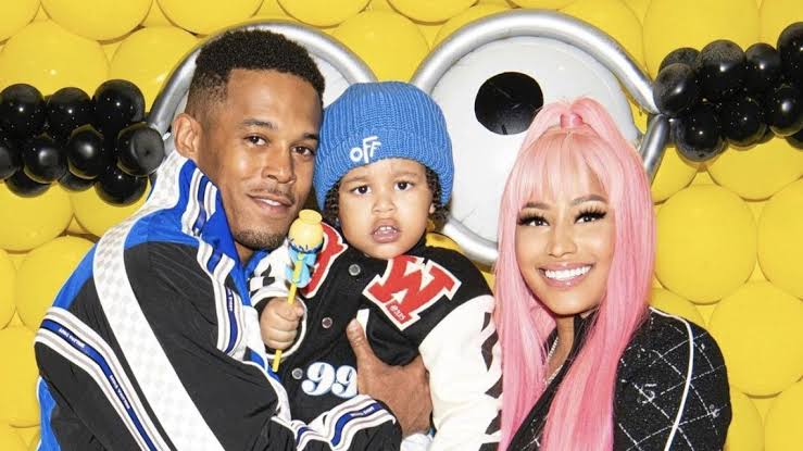 Nicki Minaj And Husband Take Son Papa Bear To Aquarium Outing
