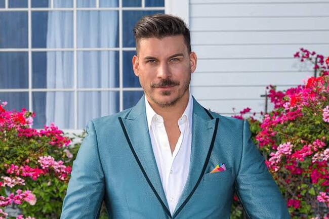 Jax Taylor Claims Vanderpump Rules Is ‘Scripted’ & ‘Fake’ In Leaked Video 