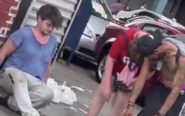 People Strung Out On Drug On The Streets In Philadelphia 